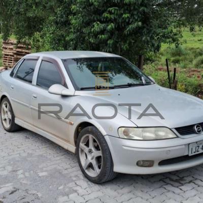 GM Vectra Milenium 2001