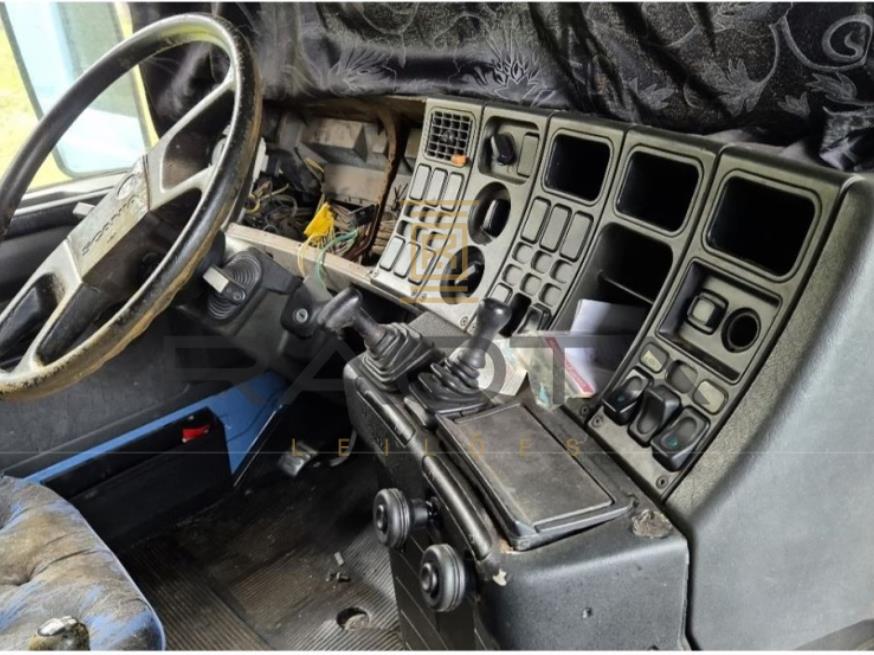 Foto ilustrativa 6 - Scania T113 H 4X2 360