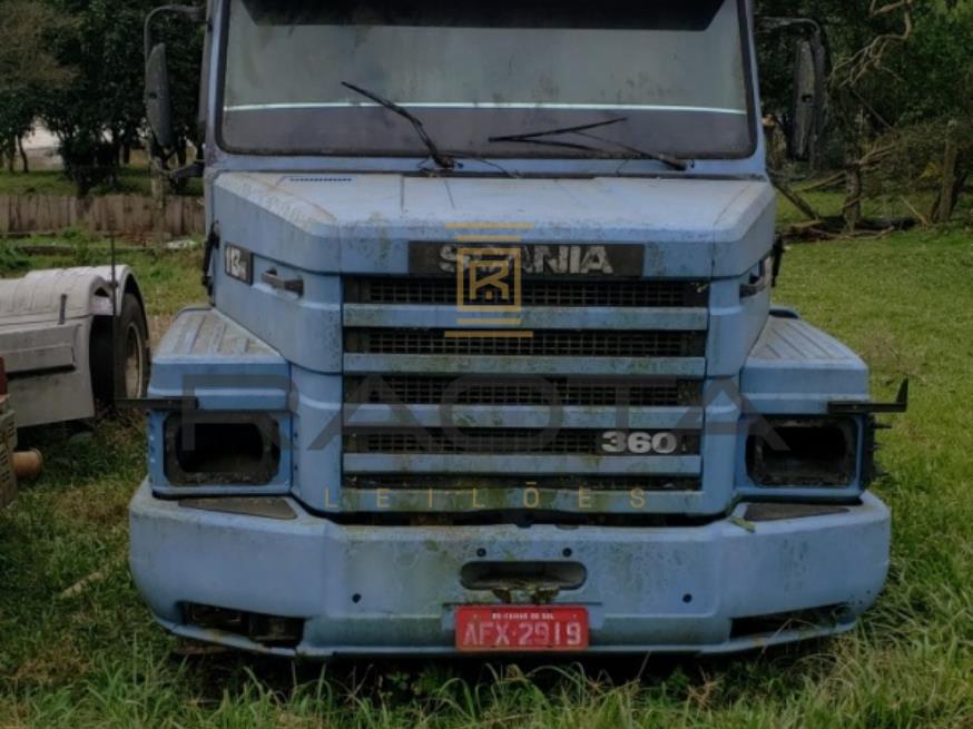 Foto ilustrativa 3 - 3 semi reboque e um Scania T 113 H 4×2 360