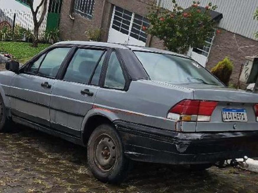 Foto ilustrativa 4 - FORD/VERSAILLES 1.8 I GL, ano/modelo 1995/1995,