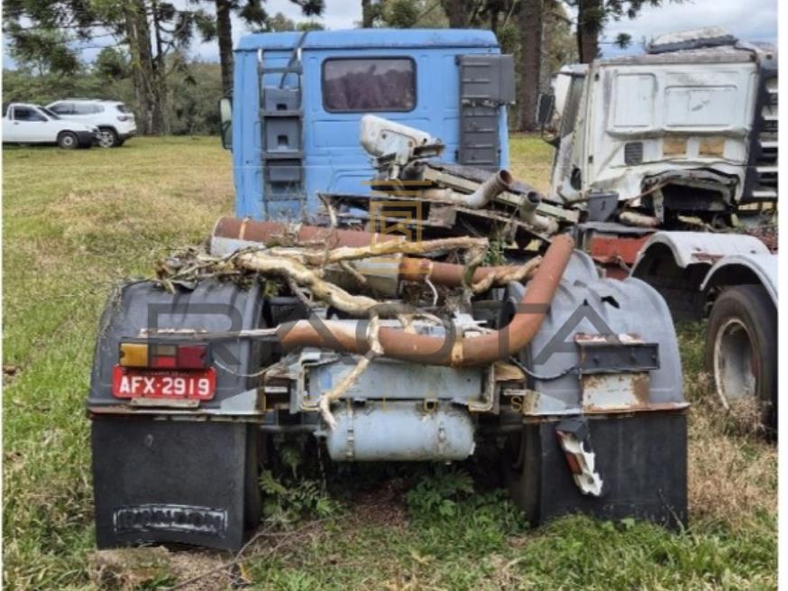 Foto ilustrativa 8 - 3 semi reboque e um Scania T 113 H 4×2 360