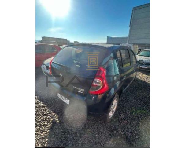 Foto de Renault Sandero 2008