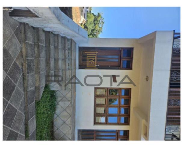 Foto de Sala comercial e dois apartamentos