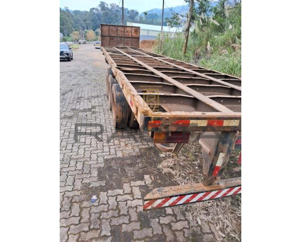 Foto de Um Reboque Reb/Randon SR GR TR 1993