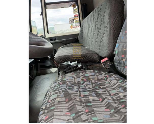 Foto de Caminhão Ford Cargo 2422E 2006 com Baú