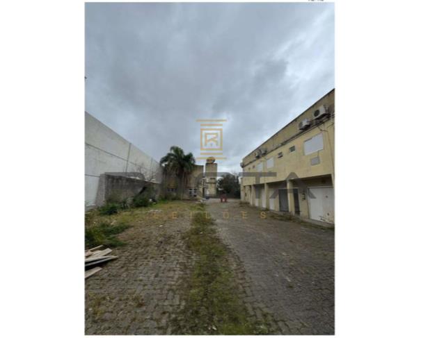Foto de diversos imoveis veiculos e maquinas