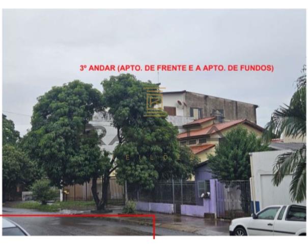 Foto de Sala comercial e dois apartamentos
