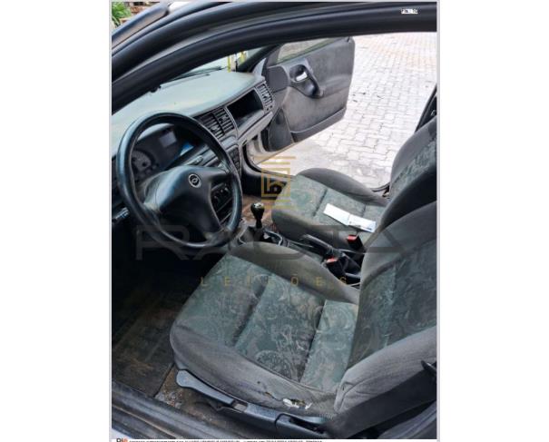 Foto de GM Vectra Milenium 2001