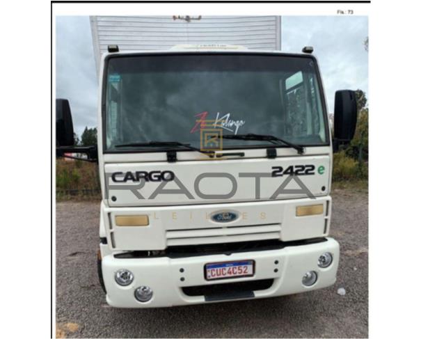 Foto de Caminhão Ford Cargo 2422E 2006 com Baú